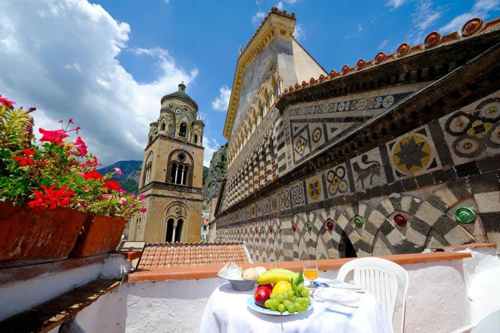 Mamma Rosanna - Apartment In Amalfi With Terrace ภายนอก รูปภาพ