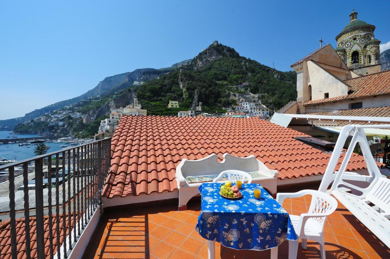 Mamma Rosanna - Apartment In Amalfi With Terrace ภายนอก รูปภาพ