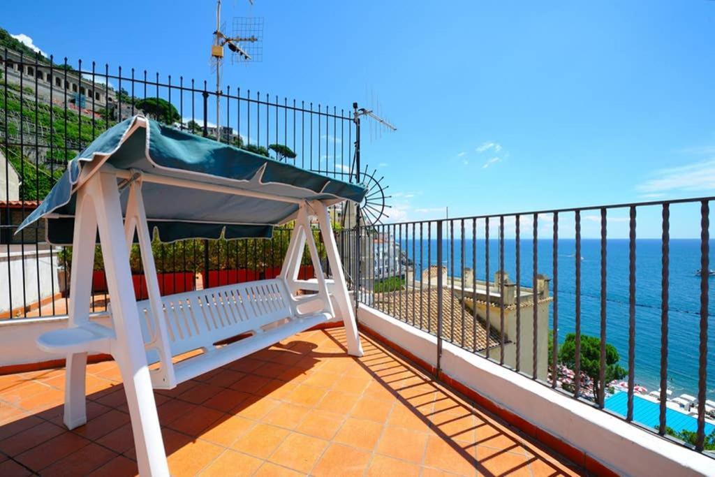 Mamma Rosanna - Apartment In Amalfi With Terrace ภายนอก รูปภาพ